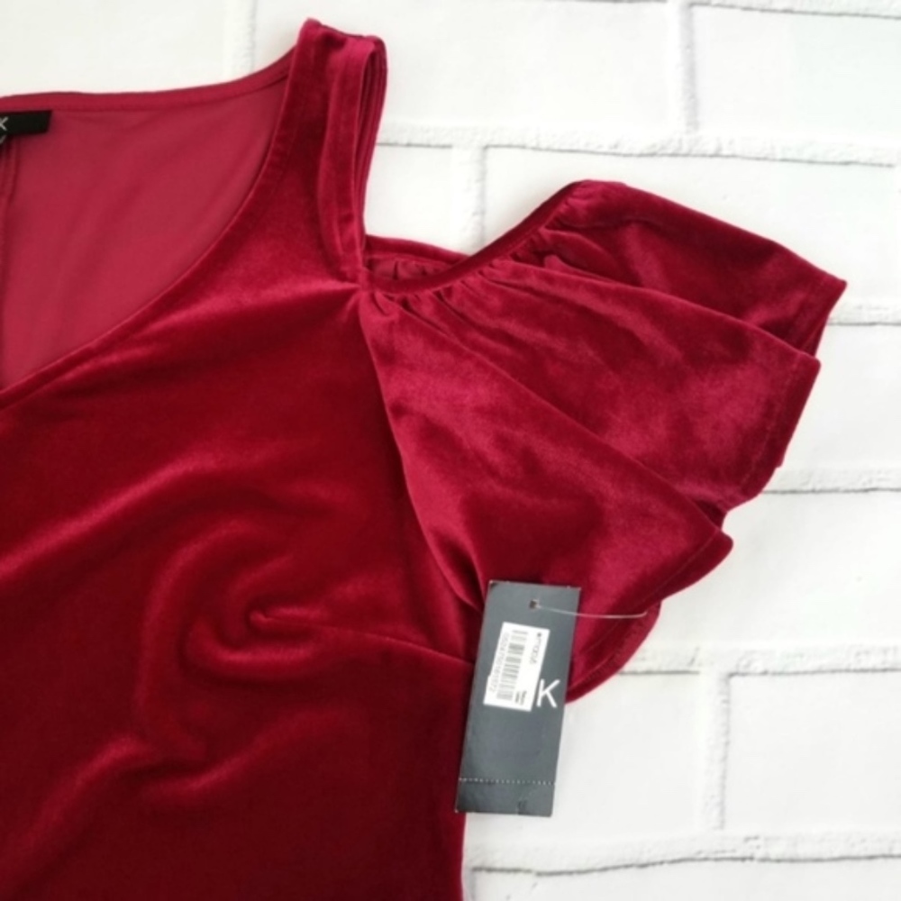 MSK Berry Velvet Cold Shoulder Dress - Picture 5 of 5